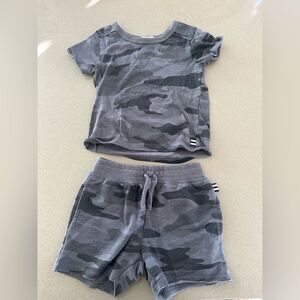 Splendid Boys' Camouflage Print Tee with matching short pants size 6-12 months